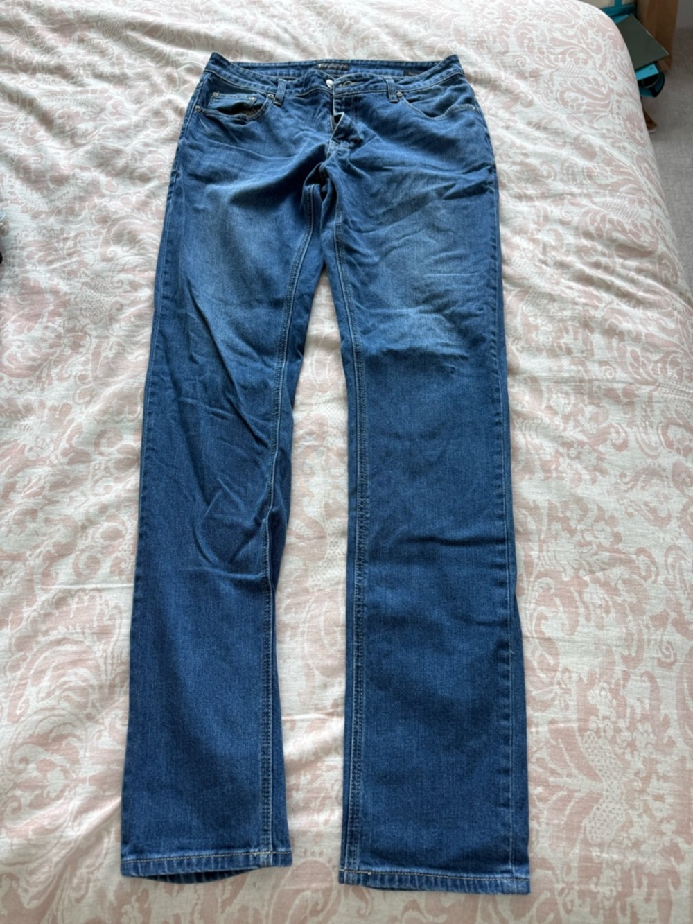 Men's Jeans in Deep Blue Wash